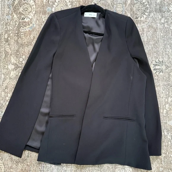 Mango NWOT Open Cut Blazer Size Small - Picture 4 of 4